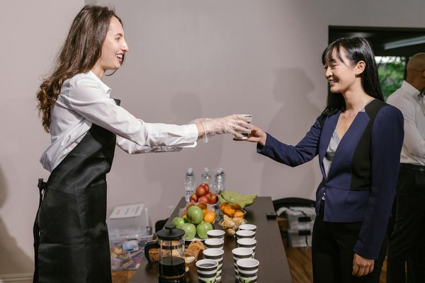 Boosting UK Supply Chain Success: The Impact of AI Integration on Efficiency